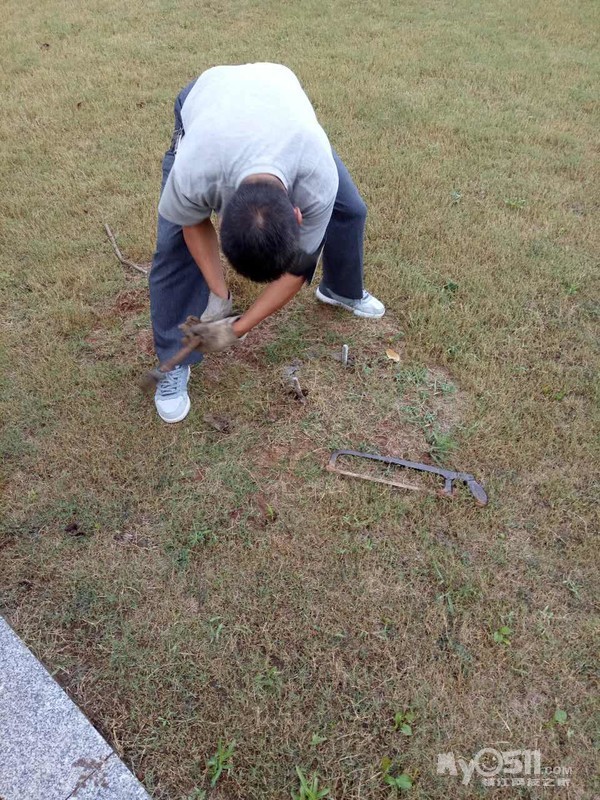 南山绿道(公安局加油站旁)上来大概500米,安全