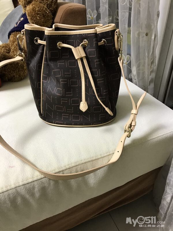 寇驰饺子包菲安妮水桶包MK杀手包低价转 - 闲