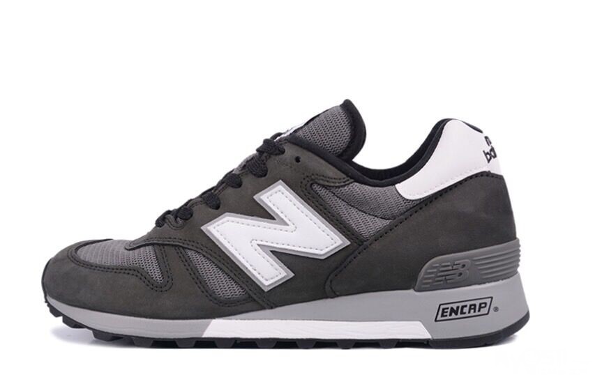 鞋类小店,鞋子包括nike,adi,converse等 - 服饰鞋