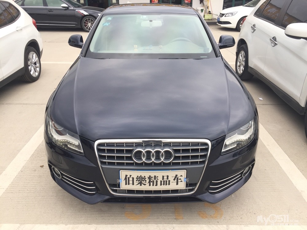 2012年10月上牌,奥迪A4L 2.0T自动舒适型