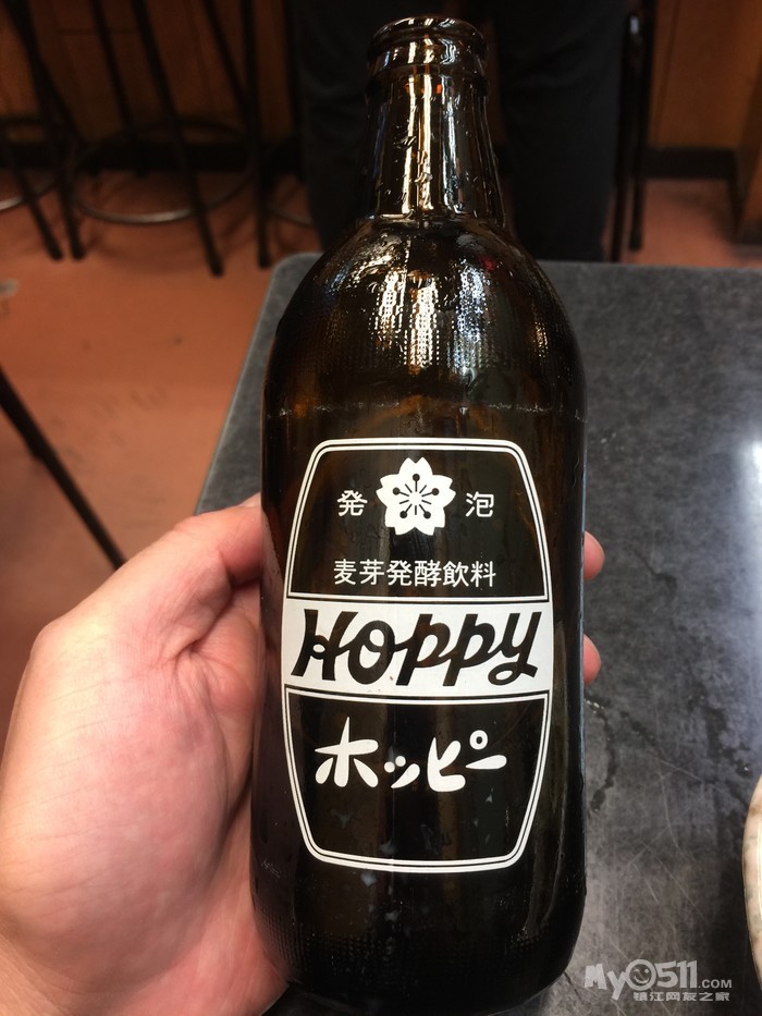 以前日本穷,想喝啤酒不舍得,也不知道谁发明了这种替代品,hoppy配清酒