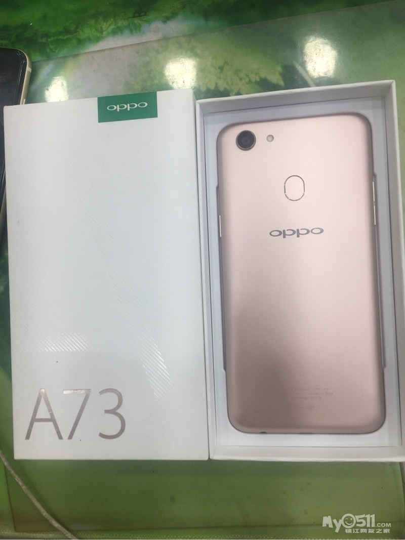 oppoa73金全套配件未拆850元出