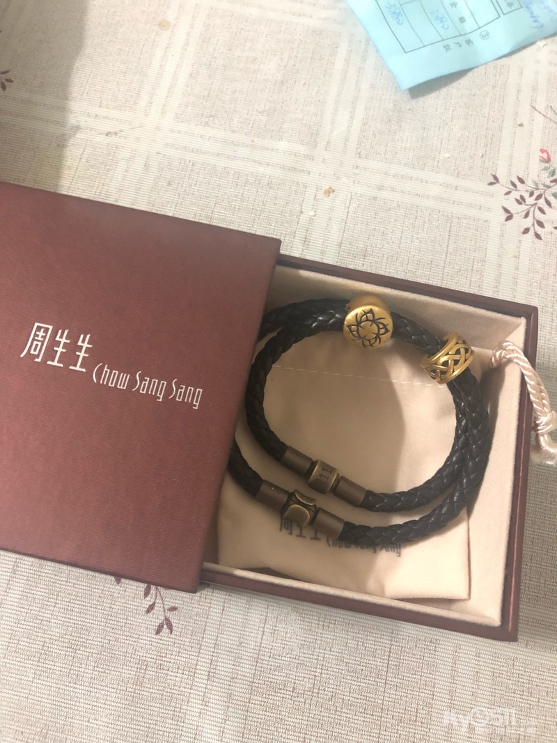 周生生硬金足金轻奢手链