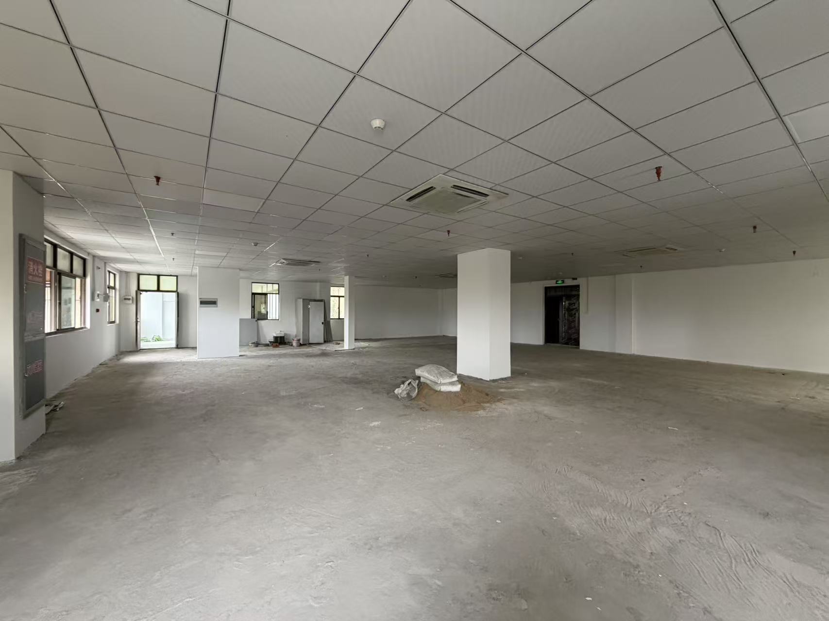 ����360ƽ��Ŀǰװ���У���������ש������յ��Ѿ���װ�ã�