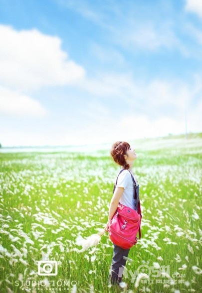 机车女孩甜蜜の小summer. to:(亲爱的小桃)(小敏)(and so on).