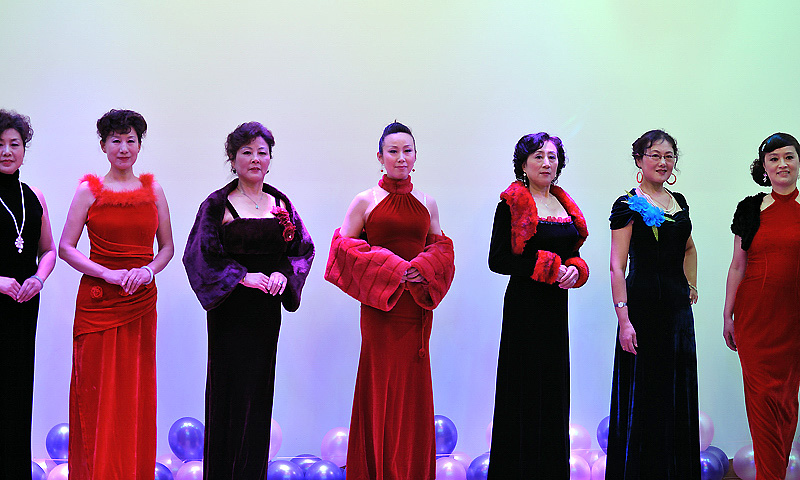 旗袍沙龙迎新年 —