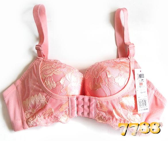 时尚内衣新款式 1106062236aba49907b85b1a0f.jpg