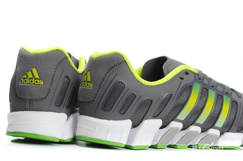 七号店 品牌运动折扣店 阿甘 阿迪 nike 匡威 3折起