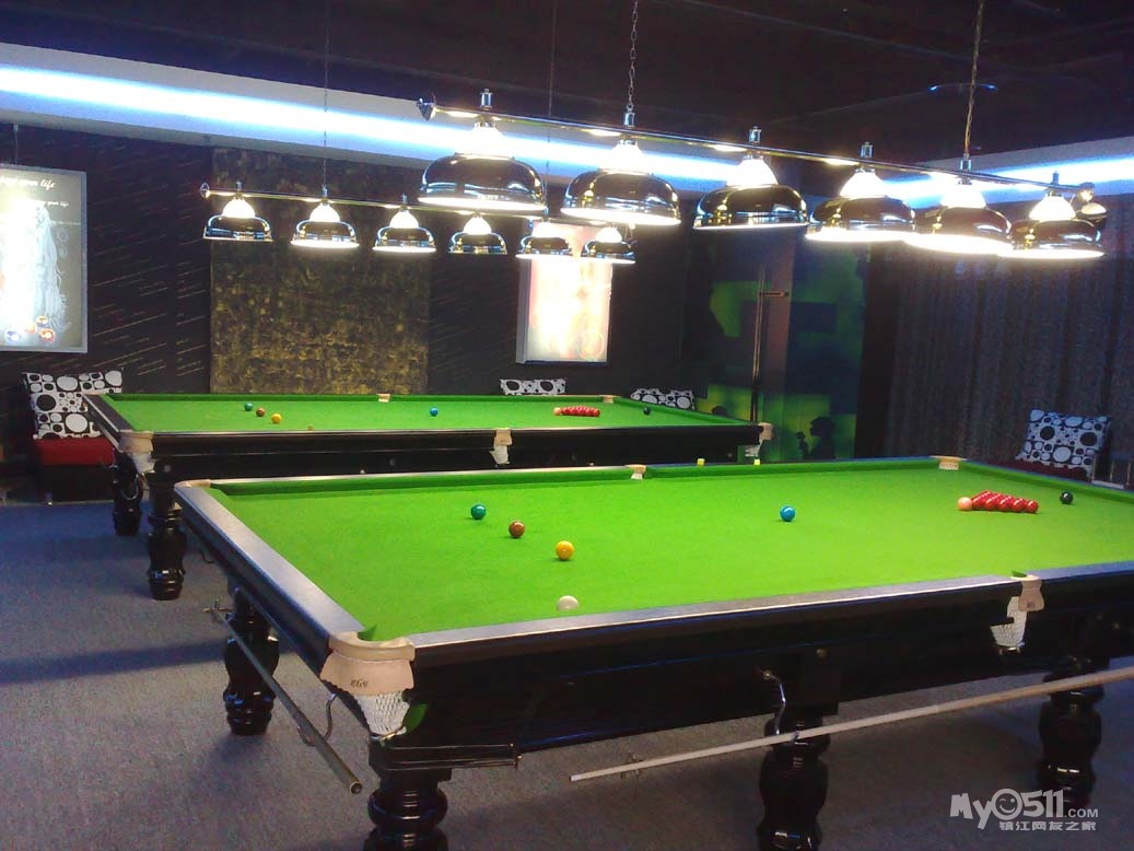 低价转让九成新尊爵斯诺克球桌(有图)