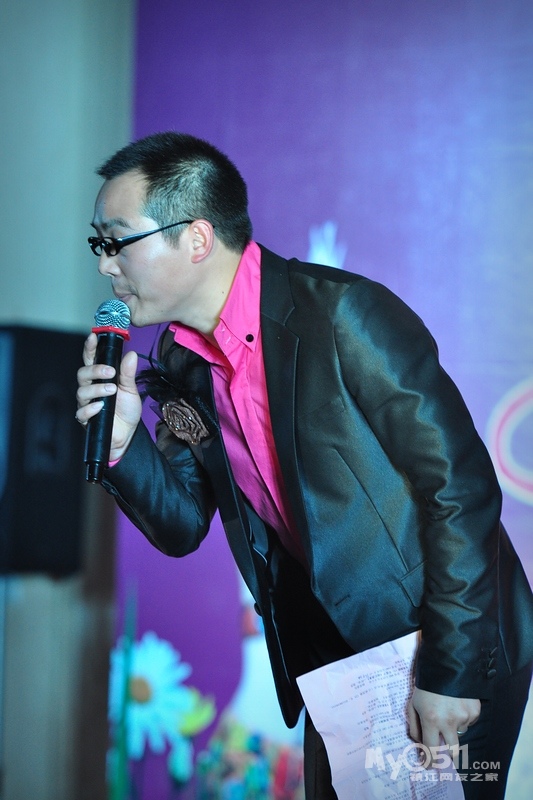 ▋▋▋▌▌▌资深男司仪高鹏诚为镇江各大婚庆公司及新人服务▌▌▌▋