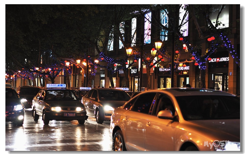 云南行-----------昆明正义坊夜景