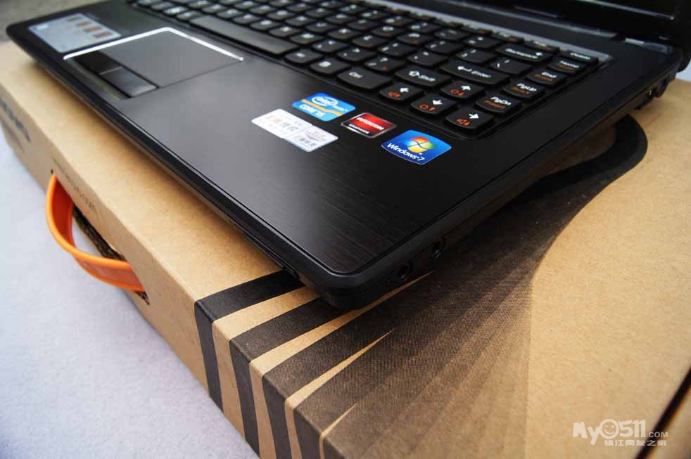  最爱本本>全套整箱 联想g470 i5-2450m/2g/500g/双显卡/摄像/d刻