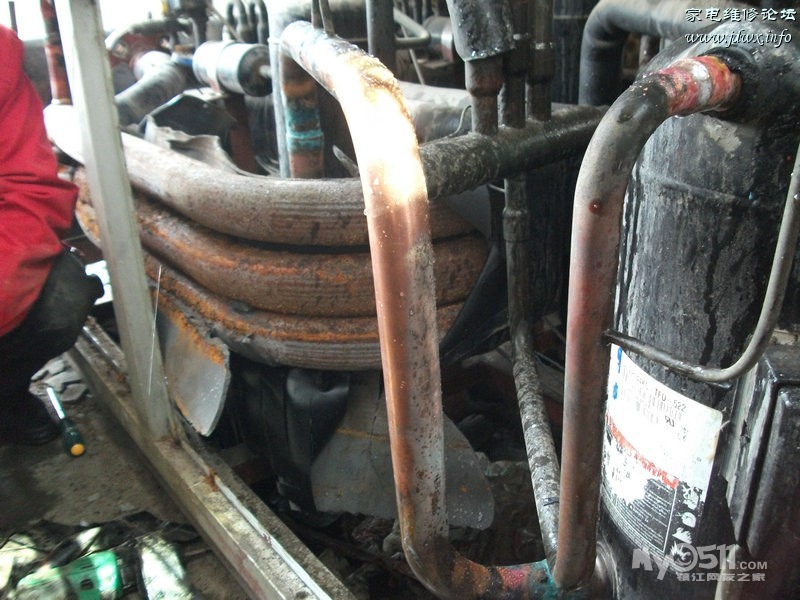 变频。中央空调,多联机俢理,大型空气能供水(国