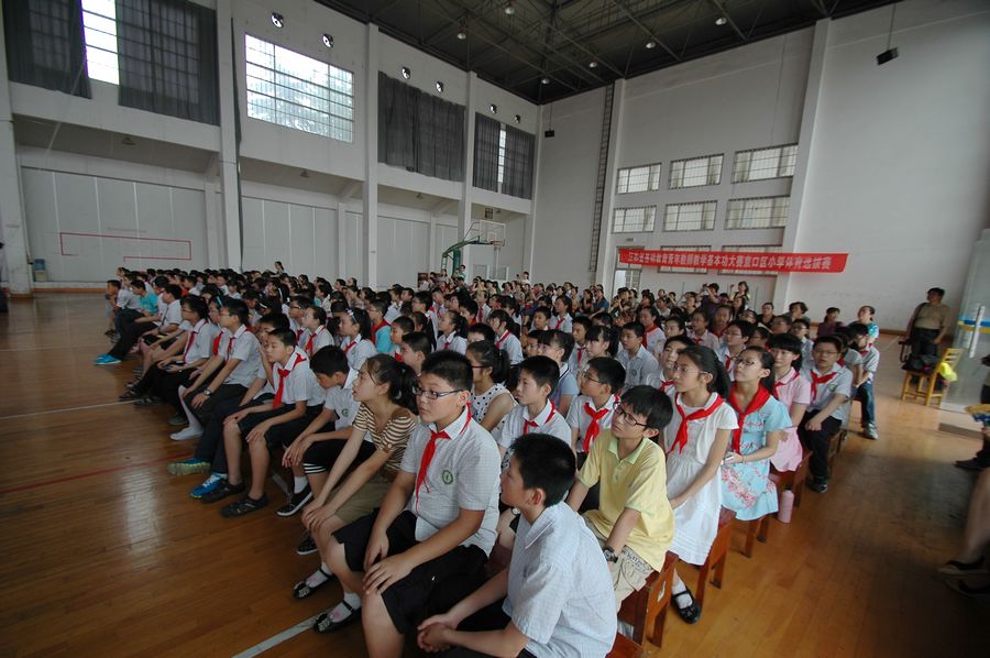2011---2012学年 六(1)班的网上乐园 - 中山路小学 - 家有学子 梦溪