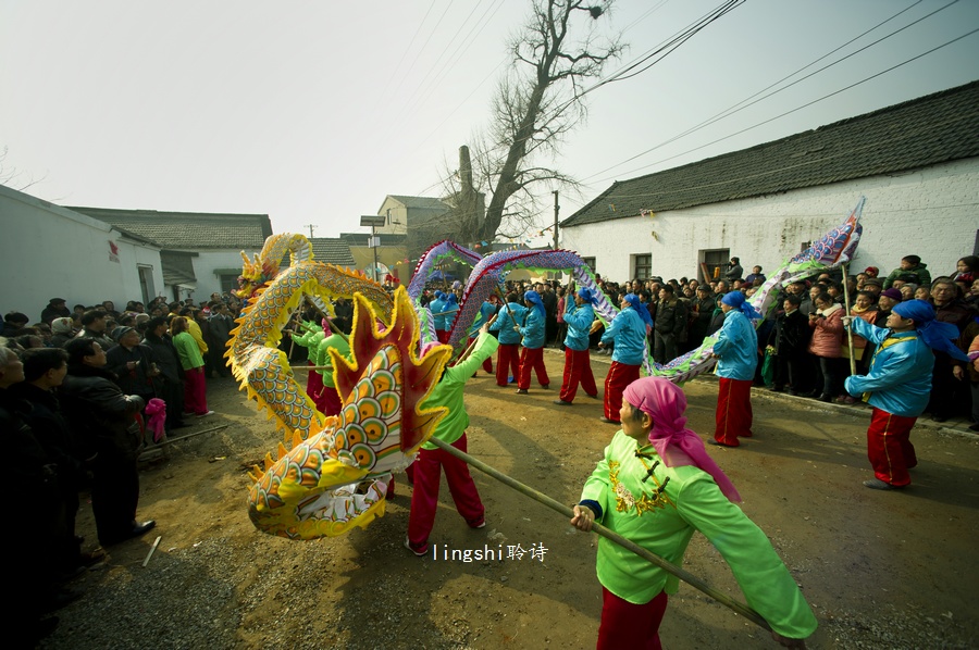 正月十五逛庙会---------新区华山古村庙会