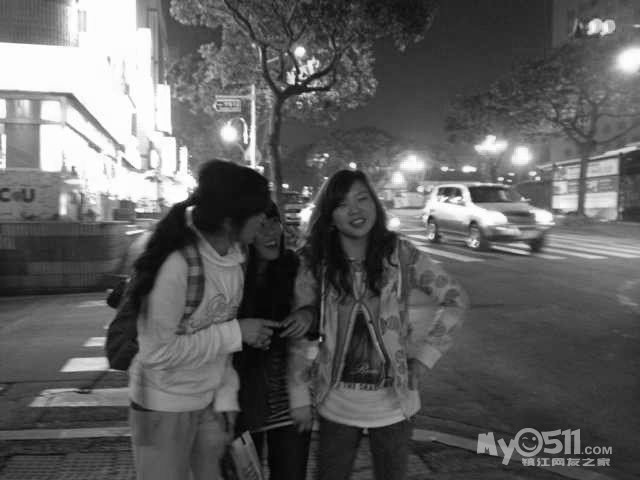1305091650f52fdbf34bad4872.jpg
