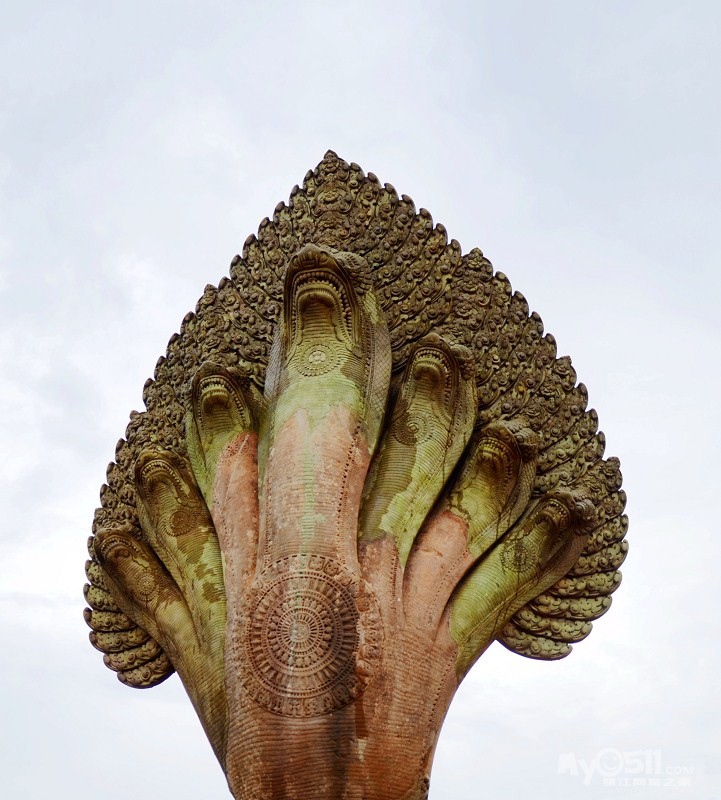 吴哥窟的标志——七头蛇&nbsp;&nbsp;有点像娜迦女妖