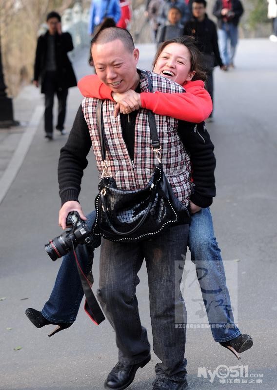 男友喜欢背着我干这种事,求解