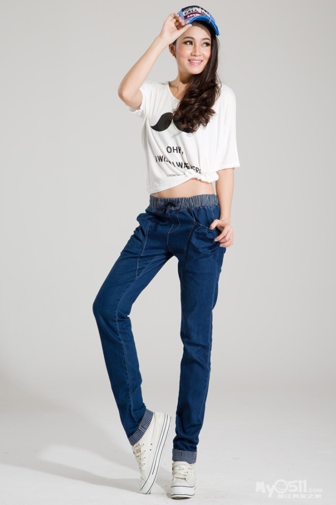 物美价廉的牛仔裤哦.质量超好的哦欢迎前来选购.