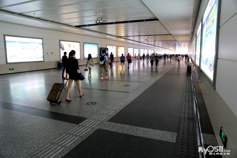 关于火车站南北广场地下通道的脑残设计,不吐不快,抛砖引玉,举一反三!