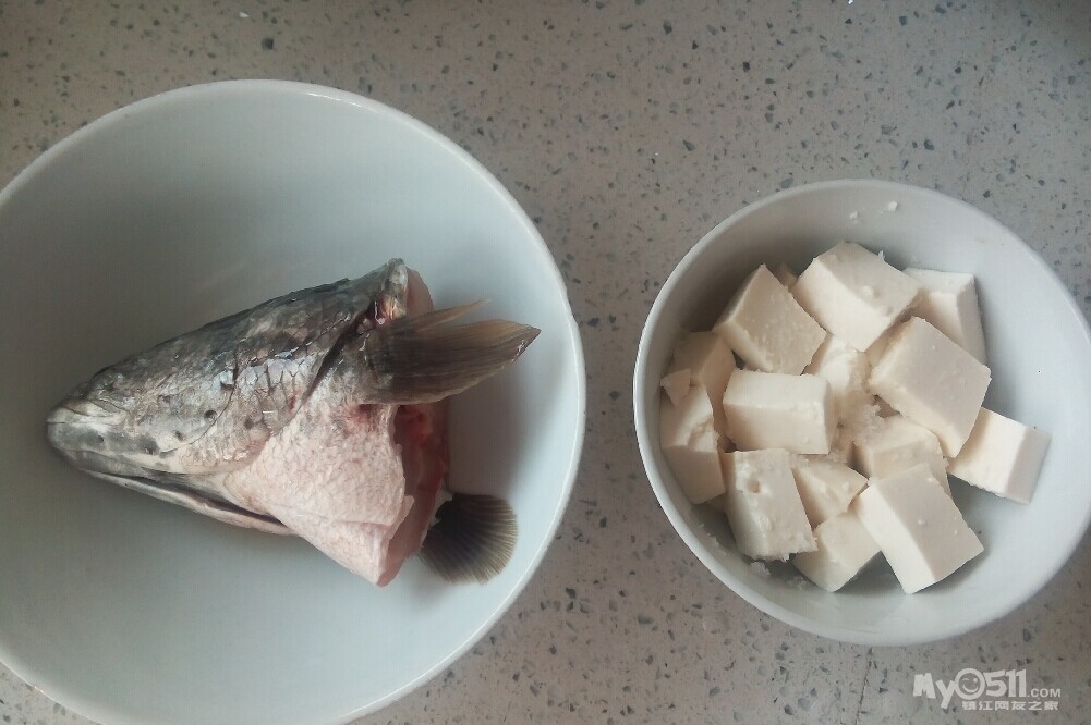 美味酸菜魚及魚頭豆腐湯