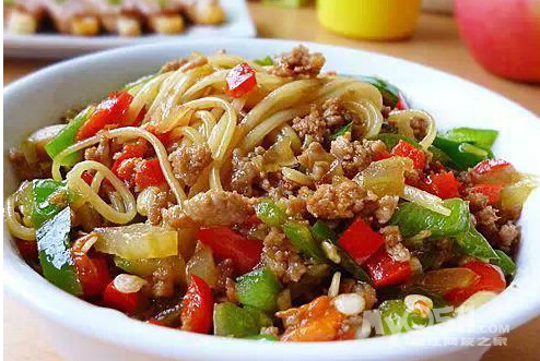 十九,双椒肉拌面