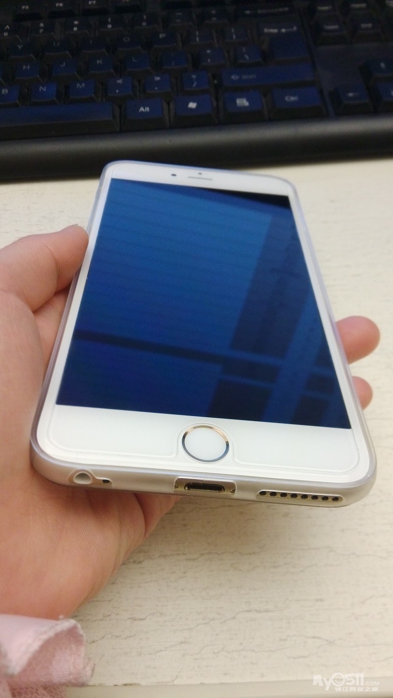 想入64g,所以出iphone6plus 16g一部!点进