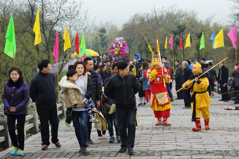 祈福圌山黄明节.凑热闹玩玩