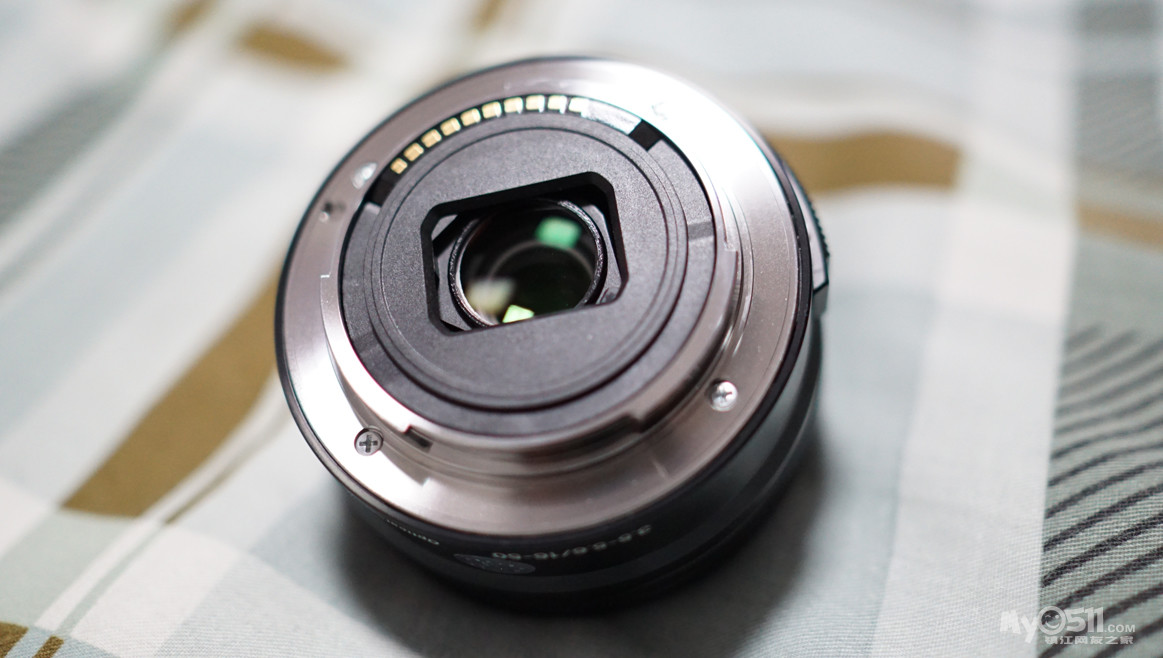 95新索尼e卡口16-50,需要的tx进来看看