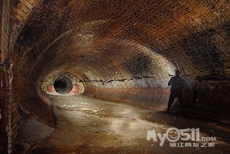 军医大学视力要求_四所军医大学_军医大学录取分数线2023年