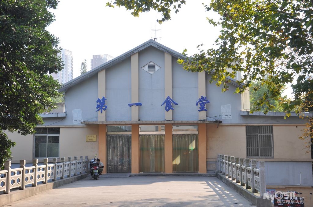 走近江苏大学ˇˇˇ看校园风景