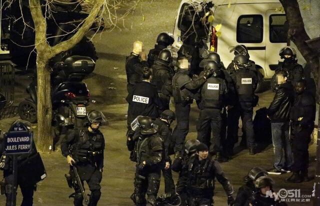 巴黎恐怖袭击案死亡人数上升至153人 7名恐怖袭击分子已全部被击毙