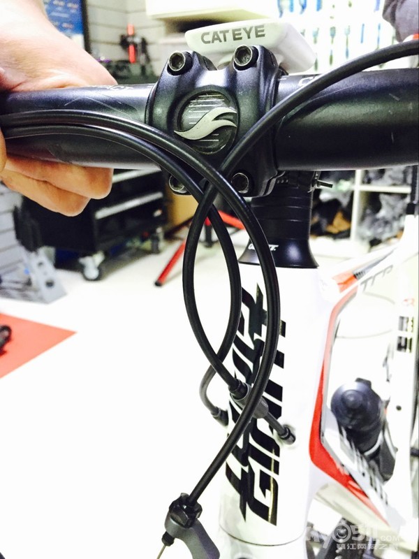 原创:谈一谈公路车刹车走线