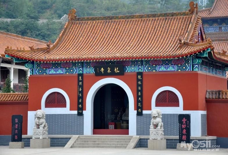 草莽之中有英雄 庙堂之内藏高人