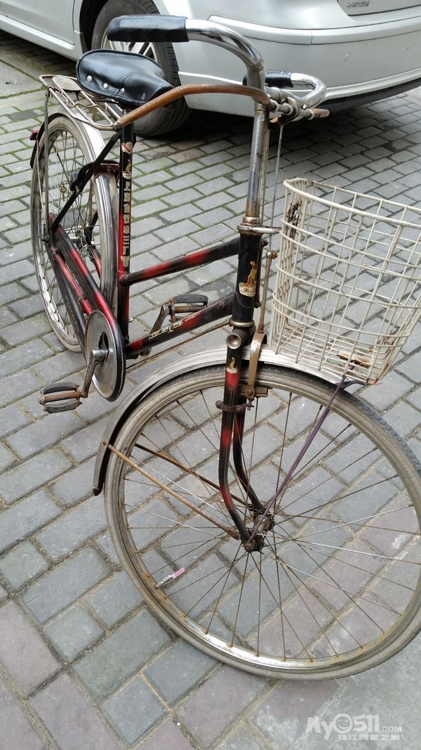 150元转让凤凰26吋弯杠自行车