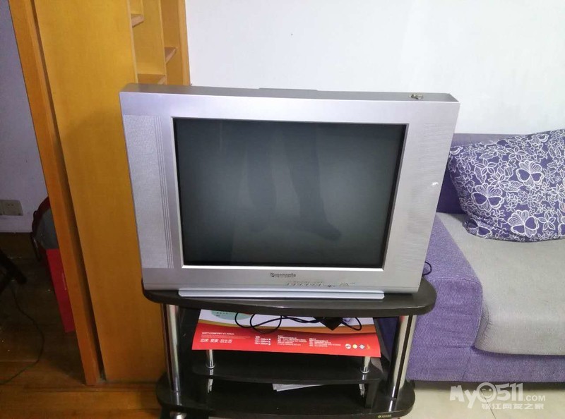 拆迁150元出29寸松下纯平彩电