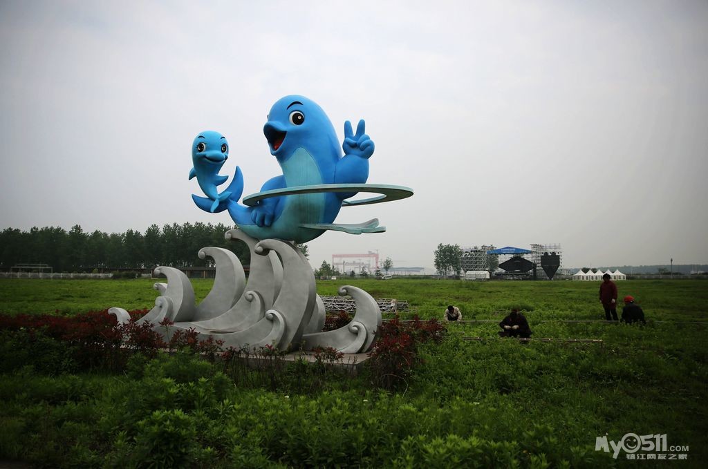 长江边 绿草地 音乐岛—2016长江国际音乐节探营