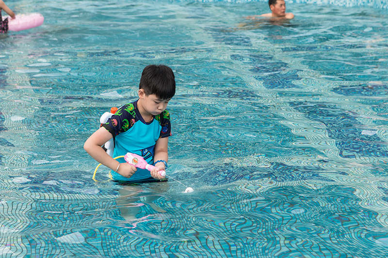 6my0511童乐会回顾:玩水嗨起来,炎炎夏日里的清凉水面,谁都对它毫无力
