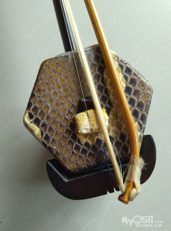二手红木二胡300元转让