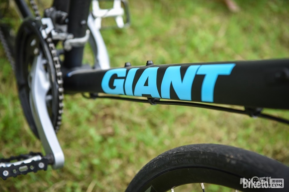 悠然自得:GIANT ESCAPE SL 1休闲车 测评 - 镇