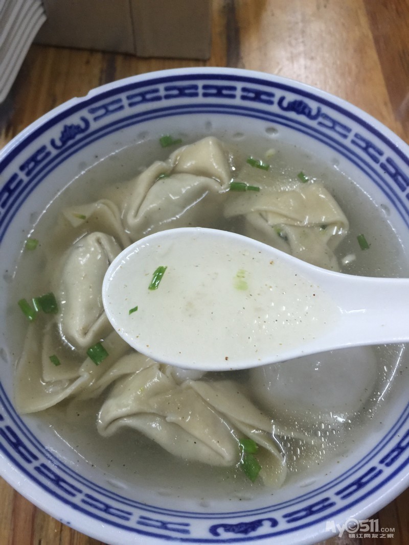 猪油葱花汤 16112810452eaed3d7f9d339fa.jpg
