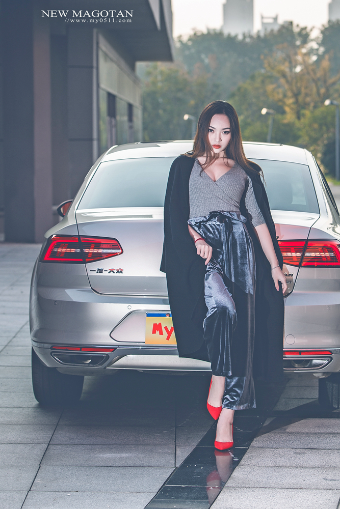 [车模福利图] 全新大众-迈腾商务端庄 冷艳车模高清来袭!