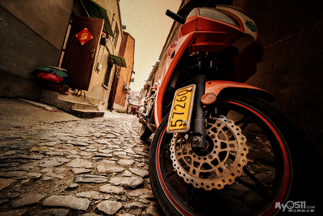 城市背影——除夕鼓楼岗扫街 - 快乐老家 - 梦溪论坛 镇江,时事,招聘