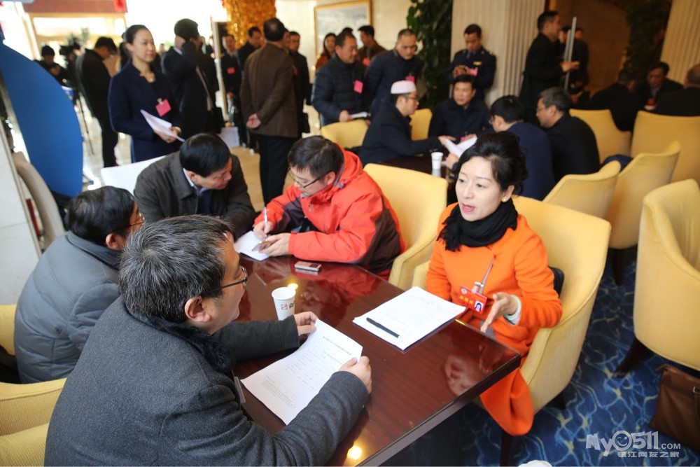 市政协委员提案现场回复办理