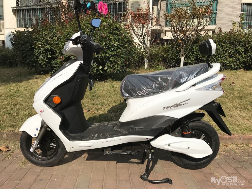 新车迅鹰60v20a大电摩