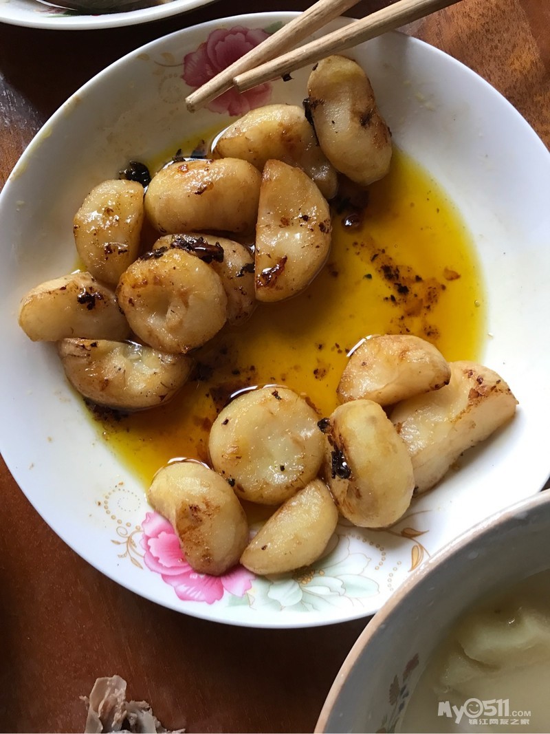 【美食diy投稿】深夜食堂之记忆中的美食"拔丝荸荠"