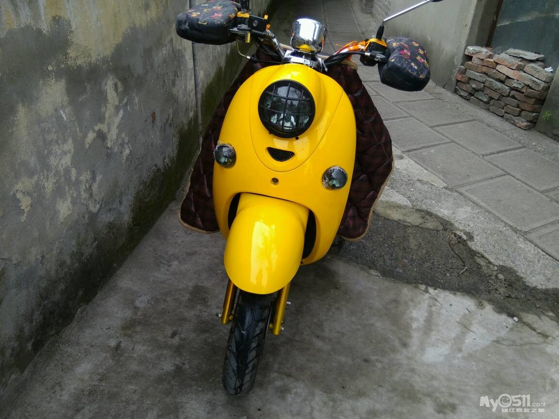 正品小龟王燃油助力车九成八新