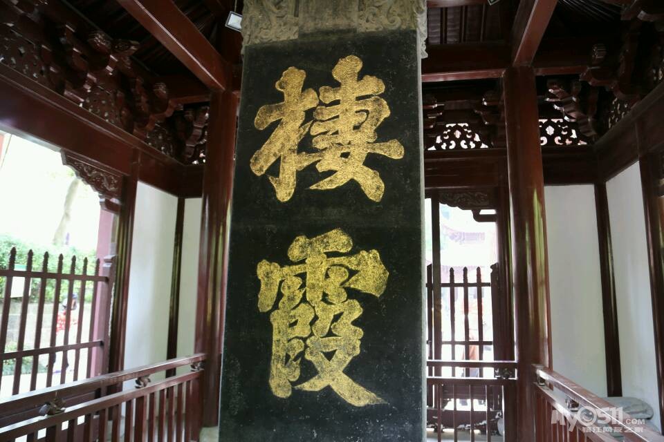诱惑----栖霞春色不逊秋