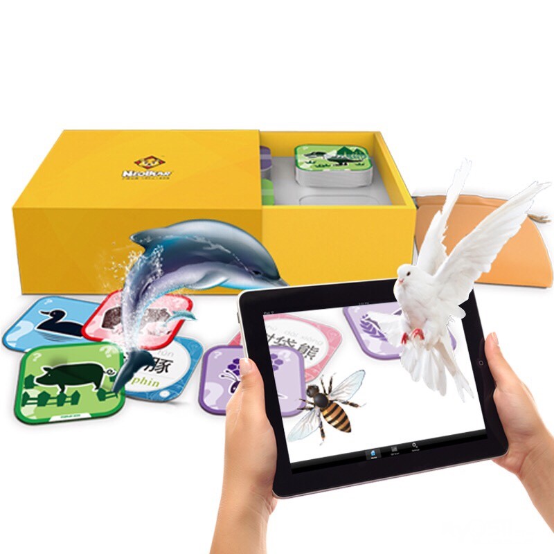 小熊尼奥口袋动物园1ar识字卡片3d立体儿童启蒙早教认知卡片益智