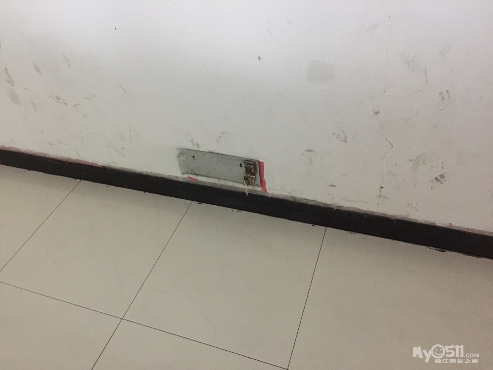 大祥时尚街时代精英商务楼消防安全归谁管? -